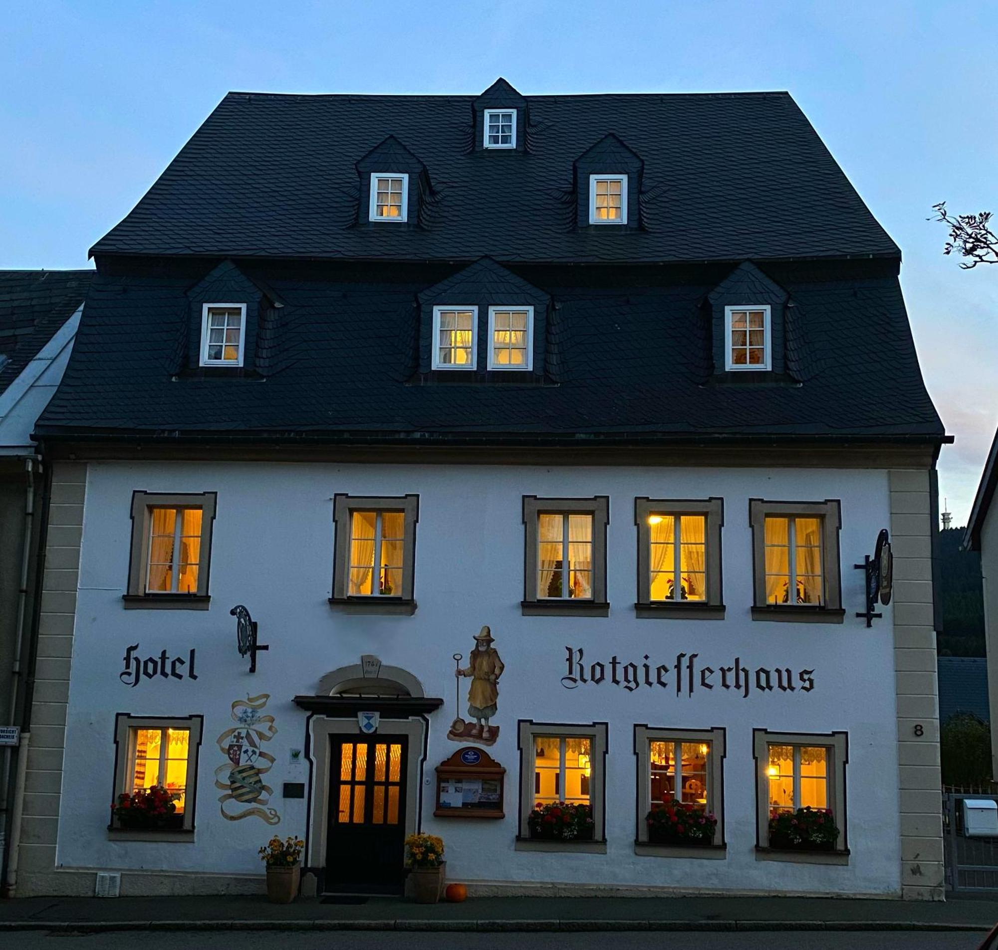 Rotgiesserhaus 3*